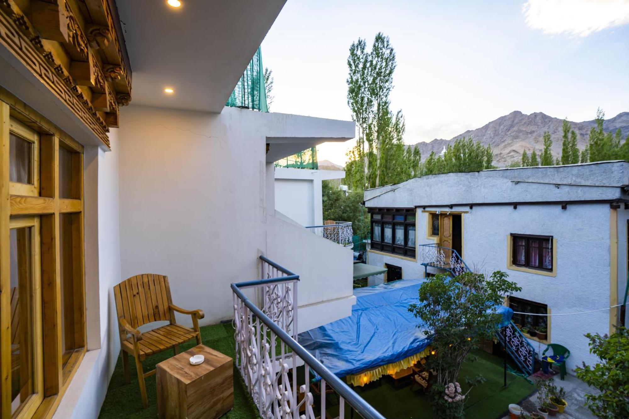 Rainbow Hostelier Leh Exterior foto